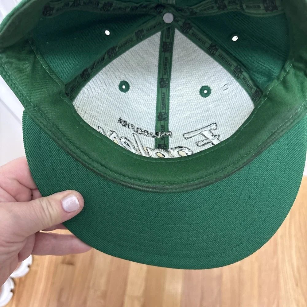PHILADELPHIA EAGLES Officially Licensed NFL Reebok Team Fitted Cap Hat 7